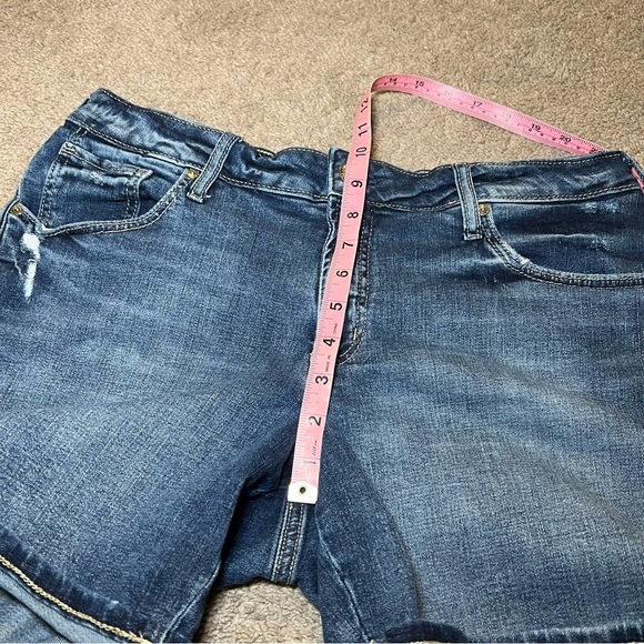 Silver Jeans Boyfriend Shorts Womens 32W/4.5L Distressed Blue Denim Mid Rise Zip - Picture 11 of 12